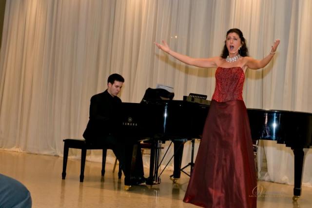 Angela Nicoli e Marco Grilli interpretano "Romeo e Giulietta"