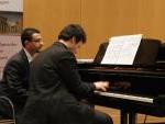 il pianista Grilli suona "Plays" di Francesco Marino